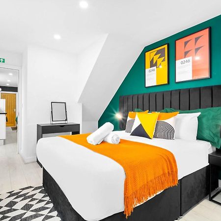 Luxury 3 Bedroom Apartment - Terrace - Near City Centre - Wifi - Smart Tv 1Mr Birmingham Kültér fotó