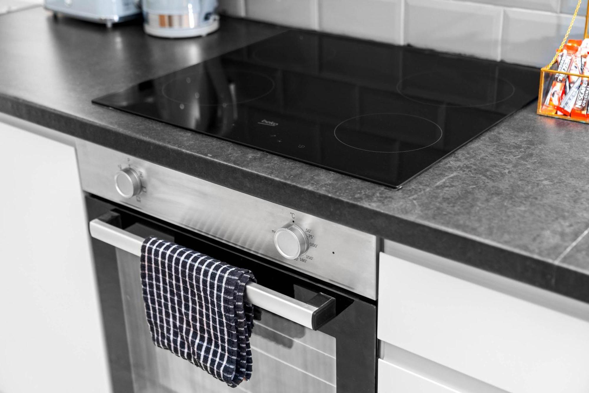Luxury 3 Bedroom Apartment - Terrace - Near City Centre - Wifi - Smart Tv 1Mr Birmingham Kültér fotó